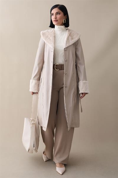 Kürk Detaylı Bej Deri Trençkot
