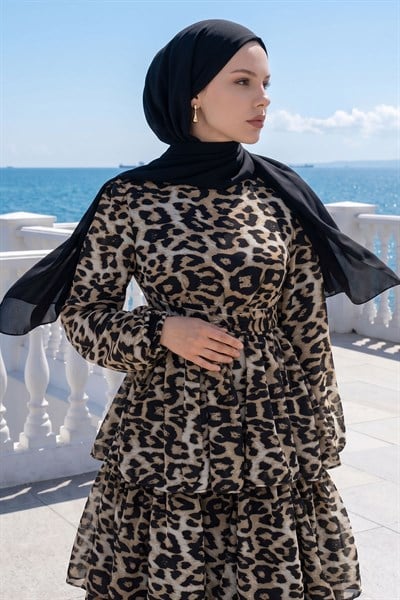 Leopar Desen Katlı Kuşaklı Sütlü Kahve Elbise