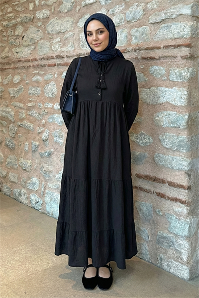 Lina Püsküllü Siyah Elbise