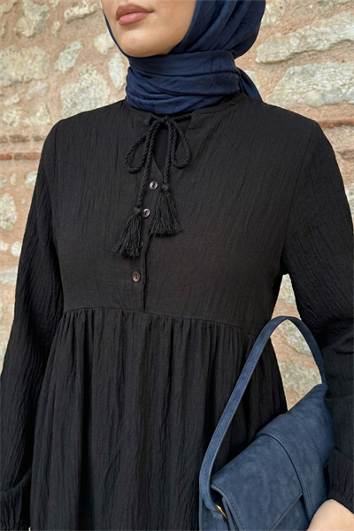 Lina Püsküllü Siyah Elbise