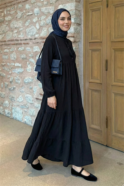 Lina Püsküllü Siyah Elbise
