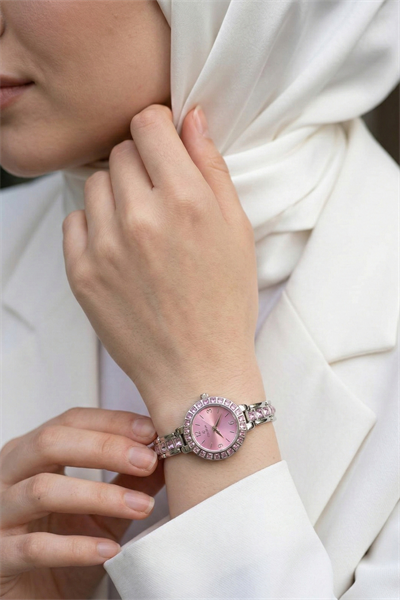 Minimal Kare Taşlı Gümüş-Pembe Kadın Kol Saati