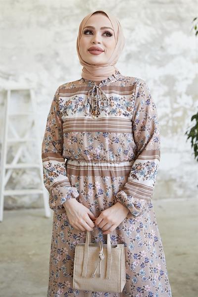 Misa Şeritli Çiçekli Jakarlı Yoryo Açık Kahve Şifon Elbise 