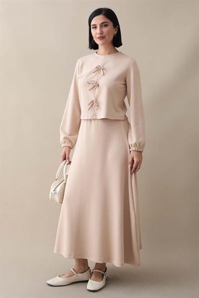 Modal Kurdele Detay Etekli Açık Bej Takım