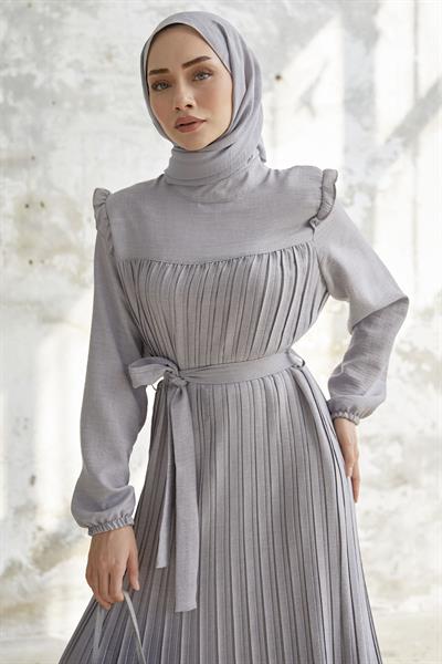 Omuzu Fırfır Piliseli Keten Gri Elbise