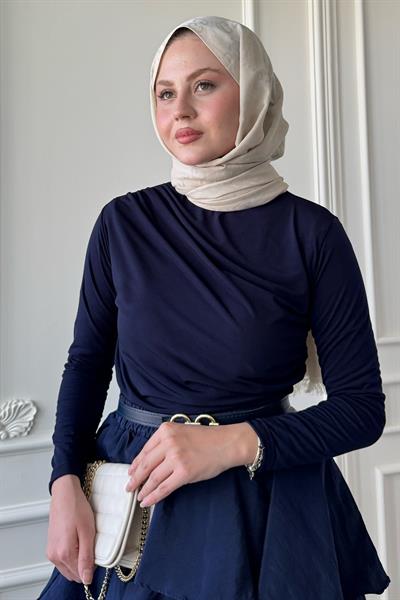 Omuzu Pileli Lacivert Bluz