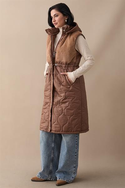 Önü Peluş Detay Kahverengi Şişme Yelek