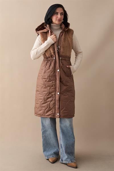 Önü Peluş Detay Kahverengi Şişme Yelek