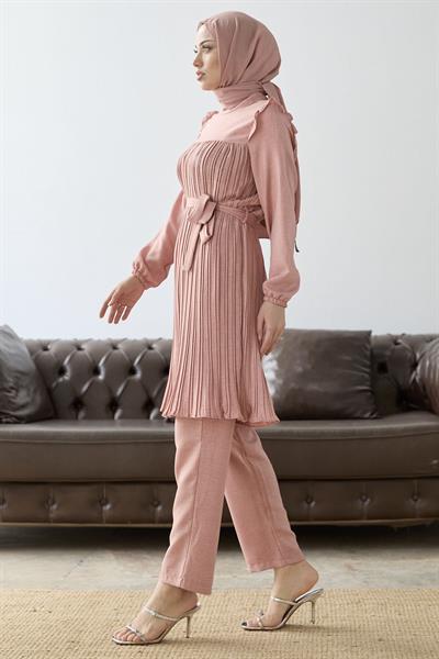 Önü Pileli Fırfır Detay Pudra Takım