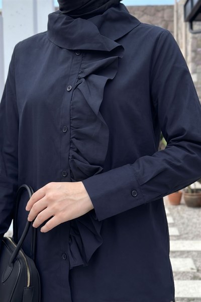 Önü ve Yakası Fırfırlı Lacivert Gömlek