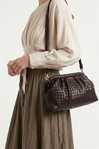 Örgü Desen Dokulu Acı Kahve Clutch Çanta