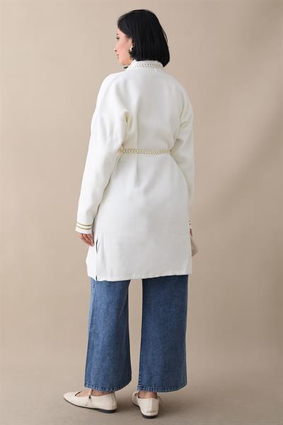 Örgü Ve Sim Detaylı Beyaz Triko Ceket