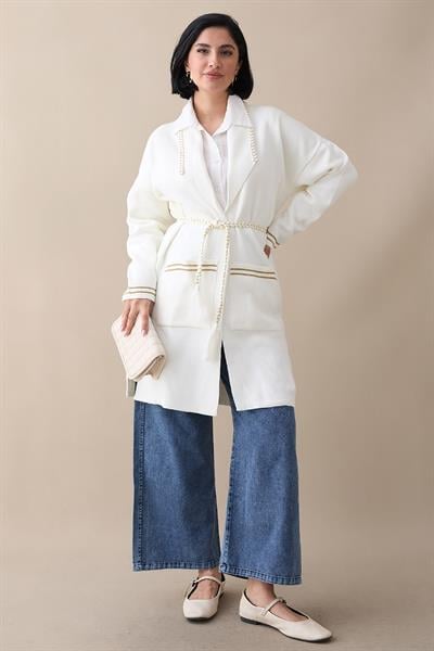 Örgü Ve Sim Detaylı Beyaz Triko Ceket