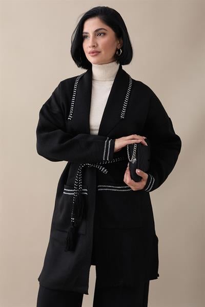 Örgü Ve Sim Detaylı Siyah Triko Ceket