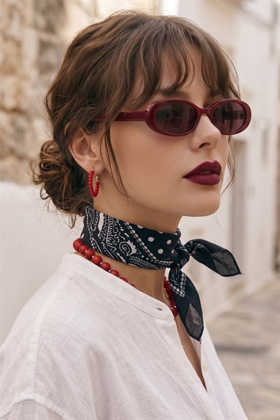 Otantik Şal Desenli Siyah-Beyaz Bandana Fular 50x50