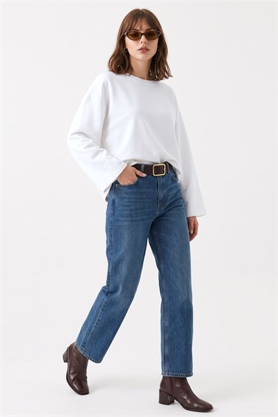 Oversize Geniş Kol Beyaz Sweat