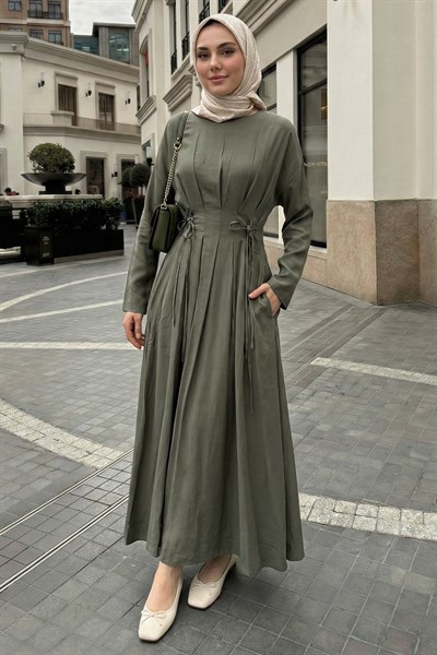 Pileli Kuşaklı Haki Elbise