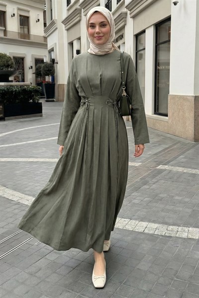 Pileli Kuşaklı Haki Elbise