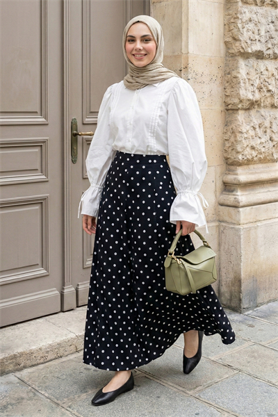 Pileli Puantiyeli Siyah Etek