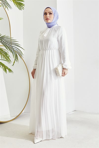Piliseli Limelda Beyaz Şifon Elbise