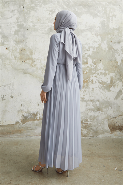 Piliseli Limelda Gri Şifon Elbise