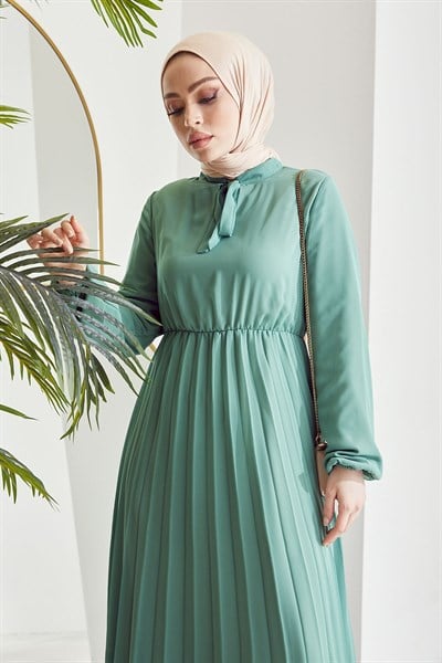 Piliseli Limelda Mint Şifon Elbise