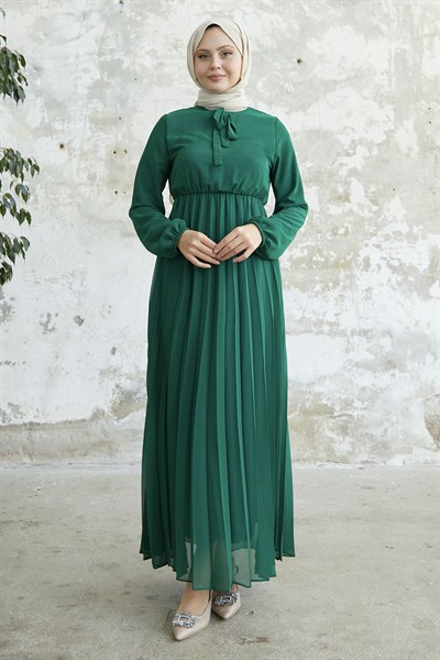 Piliseli Limelda Zümrüt Yeşili Şifon Elbise