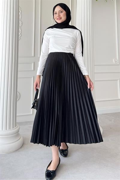 Piliseli Siyah Etek