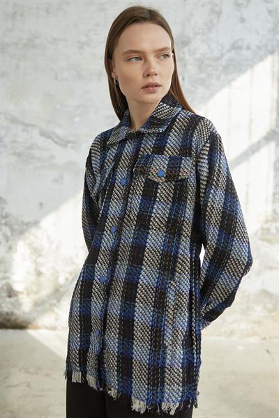 Püskül Detay Çıtçıtlı Mavi Gömlek