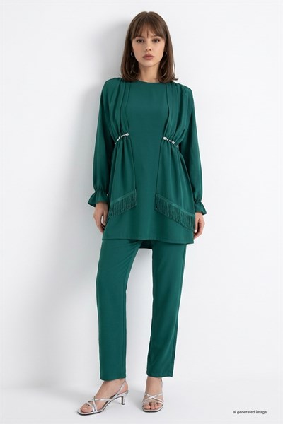 Tassel Detailed Stone Emerald Green Crepe Suit