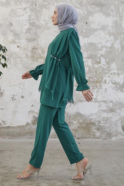 Tassel Detailed Stone Emerald Green Crepe Suit