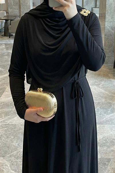 Şal Bağlamalı Broşlu Siyah Sandy Elbise