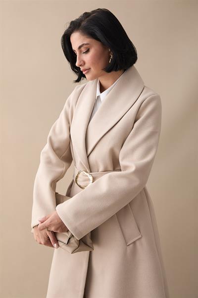 Şal Yaka Gold Kemerli Taş Kaşe Kaban