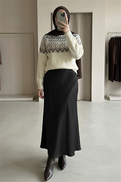 Saten Siyah Kloş Etek