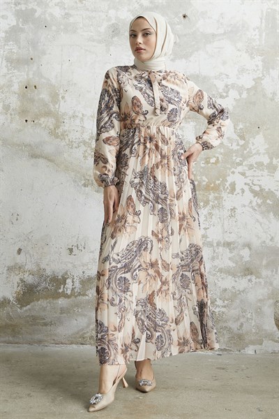 Serena Çiçek Desen Piliseli Ekru Şifon Elbise