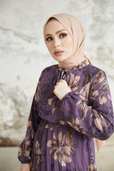 Serena Çiçek Desen Piliseli Mor Şifon Elbise