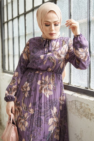Serena Çiçek Desen Piliseli Mor Şifon Elbise