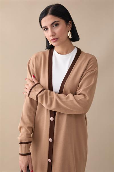 Şerit Detay Uzun Camel Triko Hırka