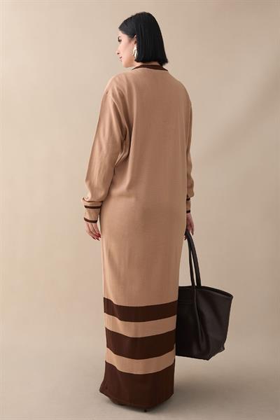 Şerit Detay Uzun Camel Triko Hırka