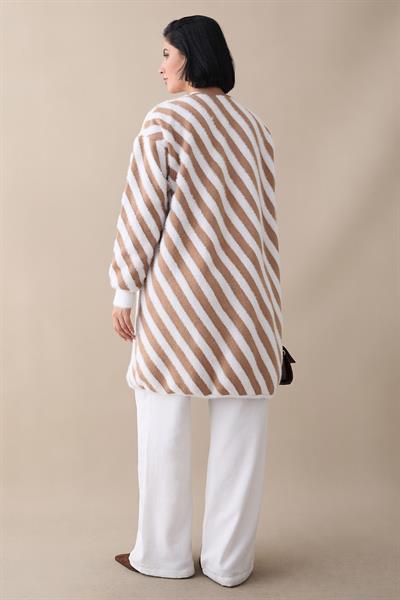 Şeritli Tüylü Camel Triko Hırka