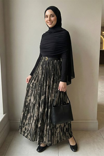 Şifon Sandy Kemerli Drapeli Siyah Puantiye Desen Elbise