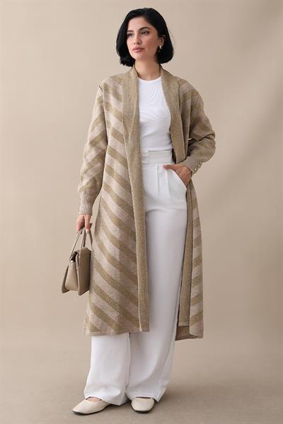 Sim Detaylı Bej Triko Ceket