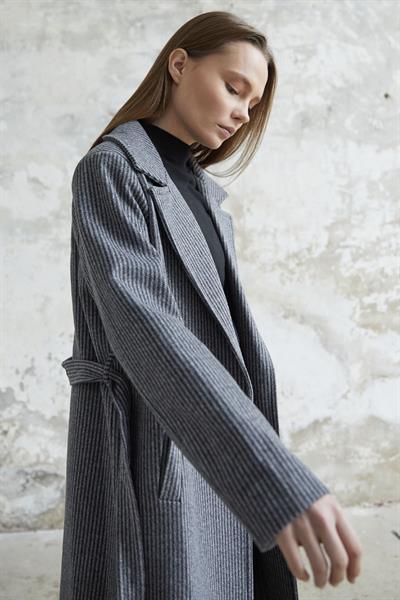 Simon Çizgili Desen Kuşaklı Kaşe Kaban - Gri