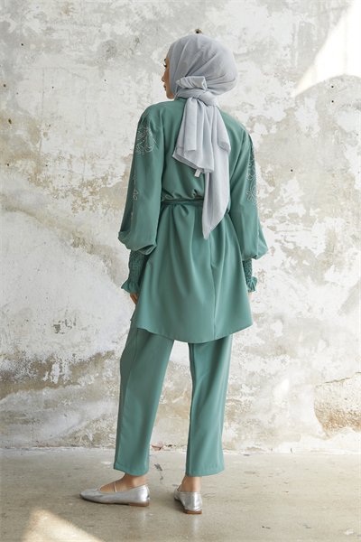 Stone-Detail Balloon Sleeve Satin Suit - Mint