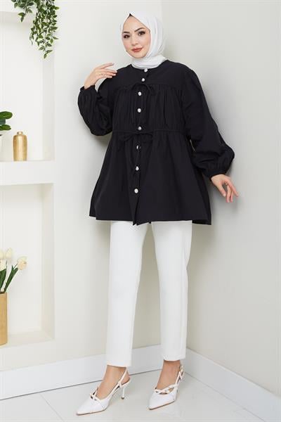 Taş Düğmeli Büzgülü Siyah Gömlek