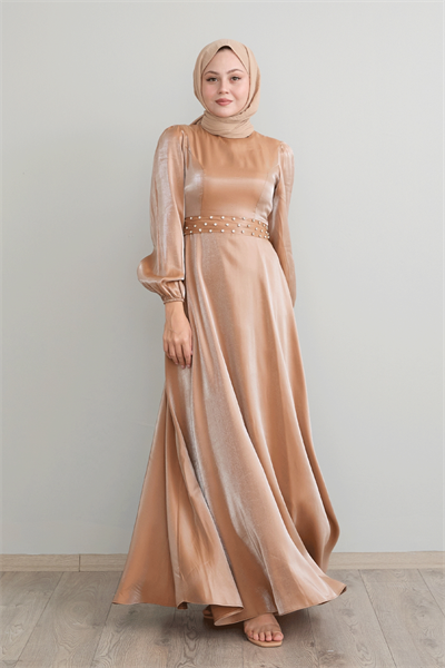 Taş Kuşaklı Simli Kahverengi Saten Elbise