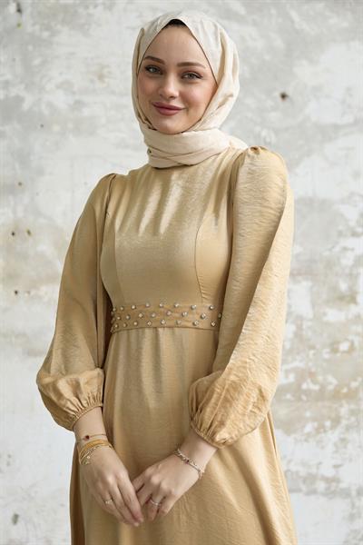 Taş Kuşaklı Simli Sarı Saten Elbise