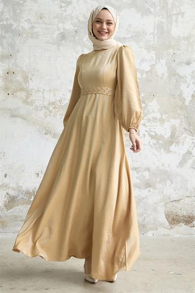 Taş Kuşaklı Simli Sarı Saten Elbise