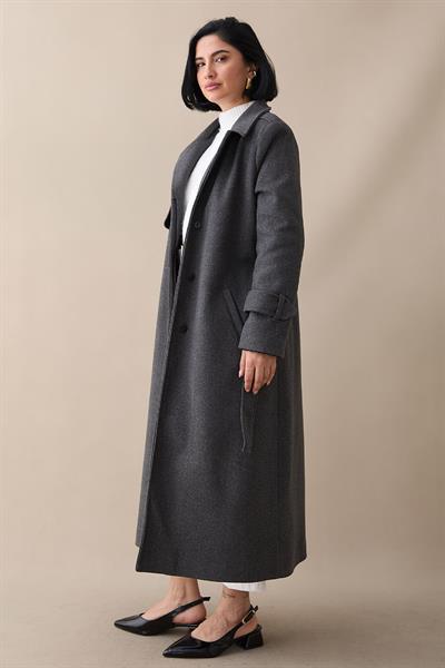 Tek Kapaklı Cepli Kuşaklı Antrasit Kaşe Kaban