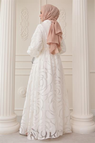 Tüllü Balon Kol Beyaz Elbise